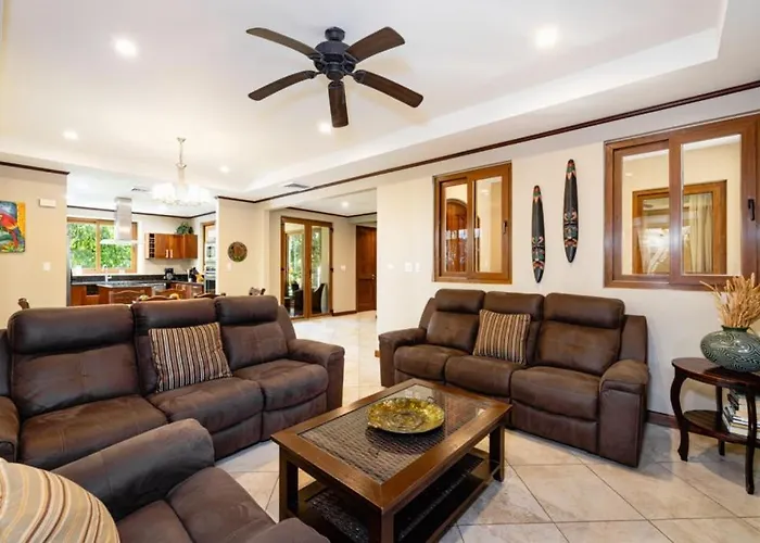 Sol Y Mar 4b Beachfront 3br 2nd Floor Ferienhaus Playa Hermosa (Guanacaste)